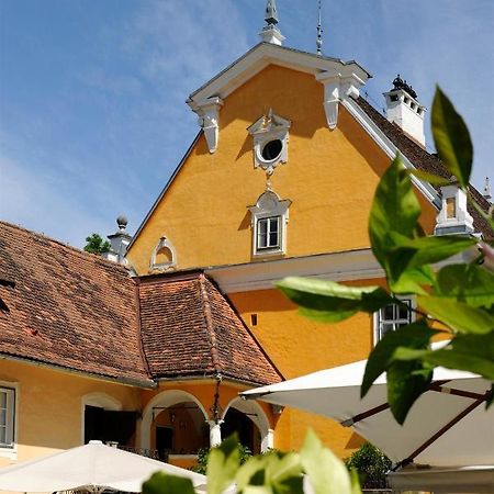 Schloss Gamlitz Buitenkant foto
